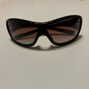 Oakley Ideal brown frames and lenses non polarized